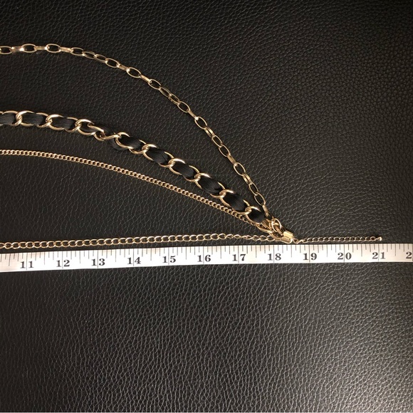 Forever 21 Black & Gold Chain Link Necklace - Picture 10 of 11